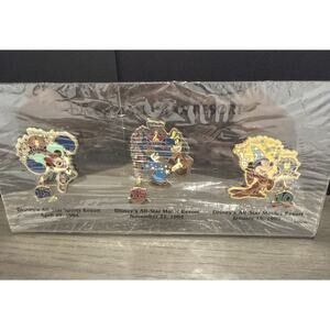 2009 Disney All-Star Resorts Anniversary Pin Set (3) – 1994 & 1999 – WDW - Stand